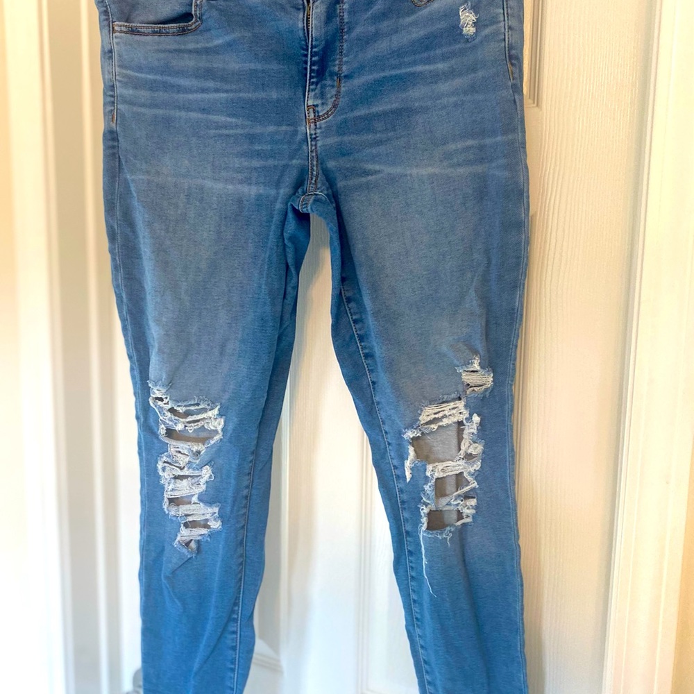 American Eagle Distressed Jeggings 14L
